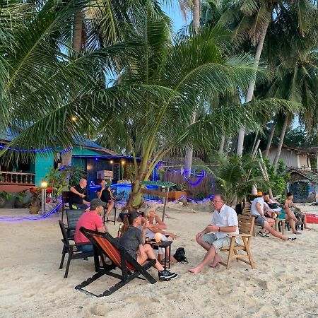 Free Concept Beach Resort Шритану Экстерьер фото